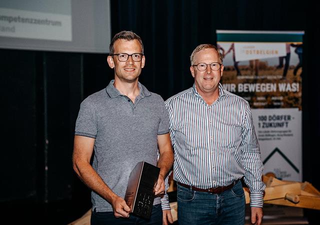 Palm wood interior remporte la victoire au concours « HOLZhoch »