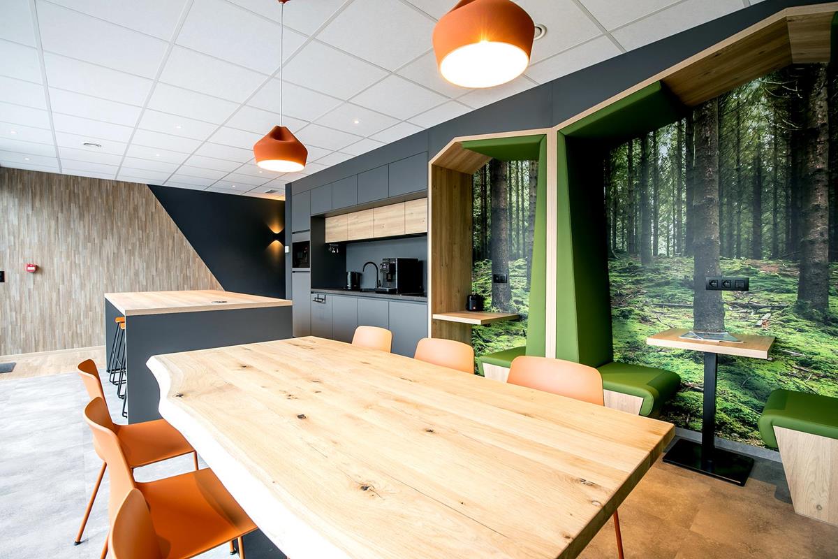 Innovatives Bürodesign & maßgefertigte Möbel - Ambiente