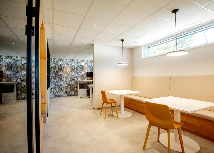 Un bureau au design innovant et du mobilier sur mesure pour une ambiance exceptionnelle !
