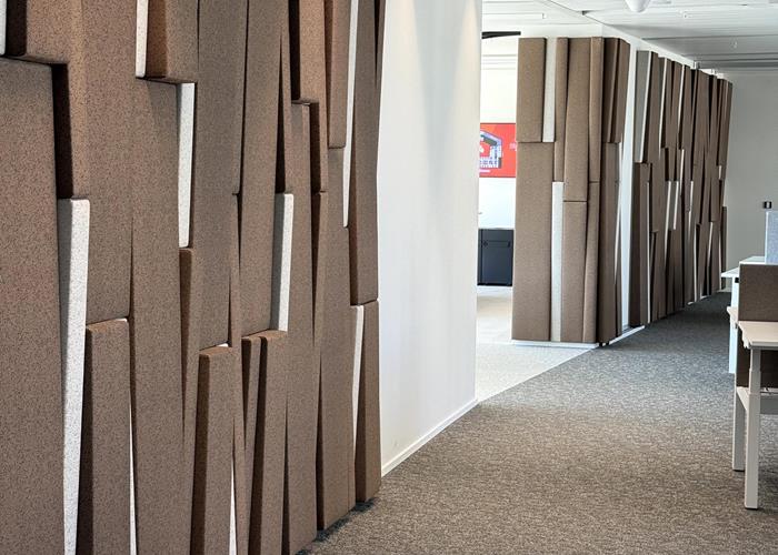 Elément acoustique - Aménagement des espaces de travail pour la compagnie d’assurances belge
