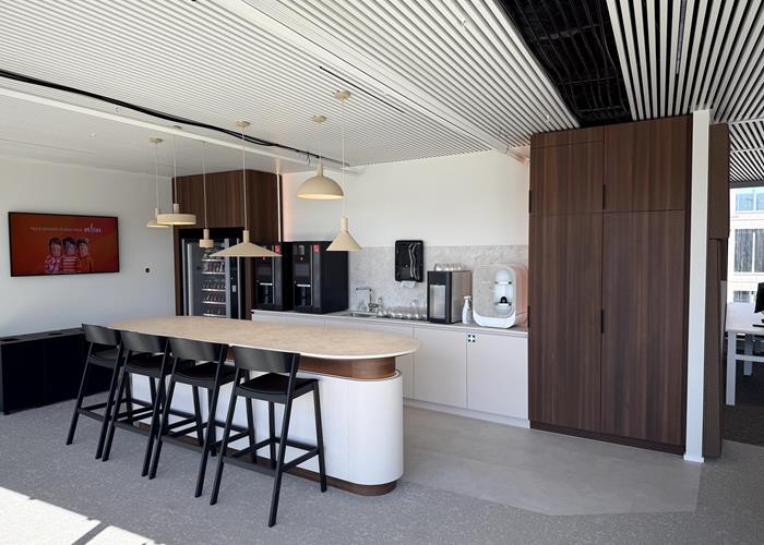 Coffee corner - Aménagement des espaces de travail pour la compagnie d’assurances belge